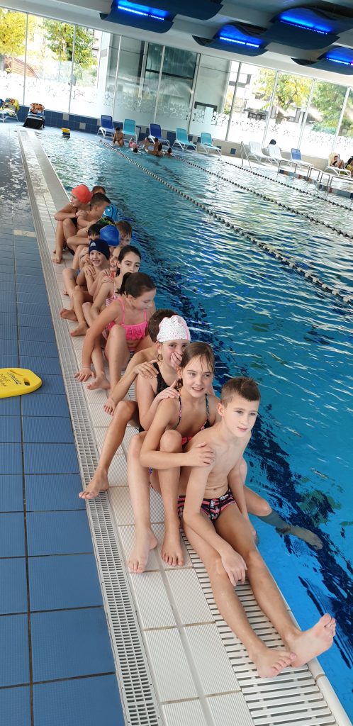 Tretješolci v plavalni šoli naravi – 2. dan